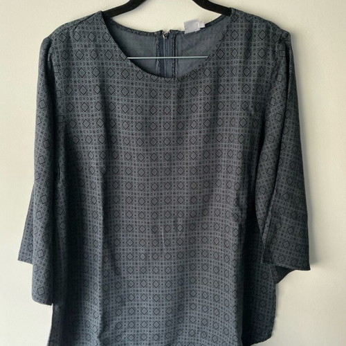 Saint Tropez blouse gray size M like new