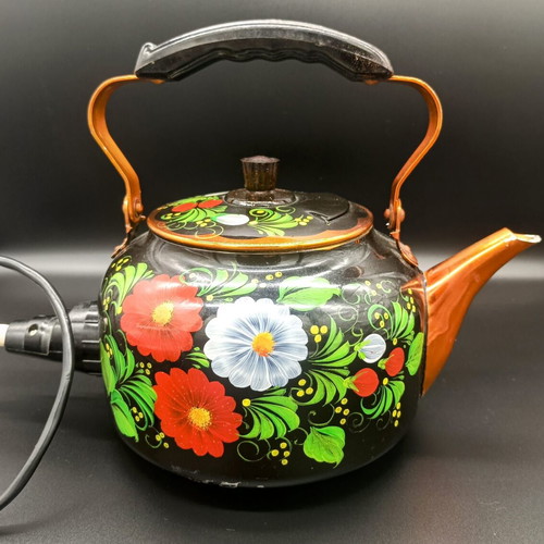 Russian kettle used, metal with bright patterns, 2 liters