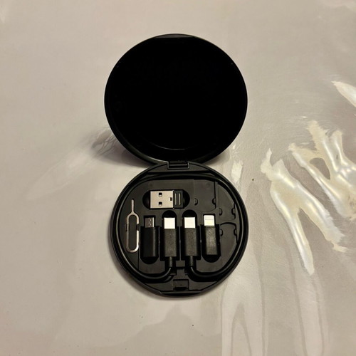 5-in-1 charging kit black color like new