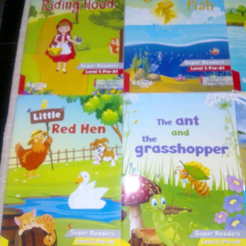 Super Course English Set Junior A & B like new with Talking Pen