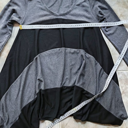 Artist long-sleeve blouse new, loose fit, narrow sleeves, size M