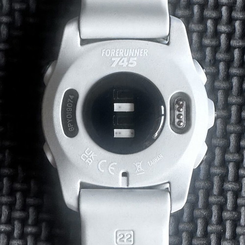 Garmin Forerunner 745 Whitestone smartwatch like new with box