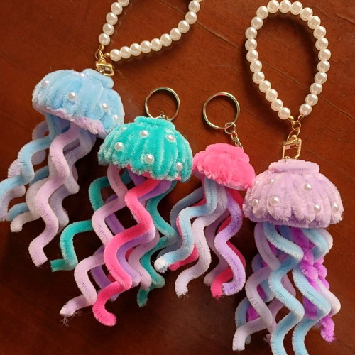 Jellyfish keychain made to order, multicolor