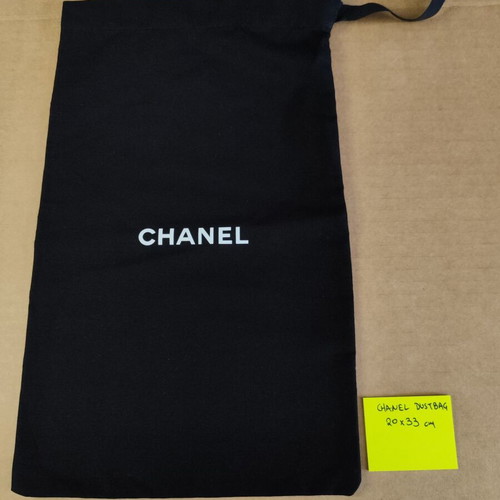 Chanel Dustbag 33 x 20 cm like new