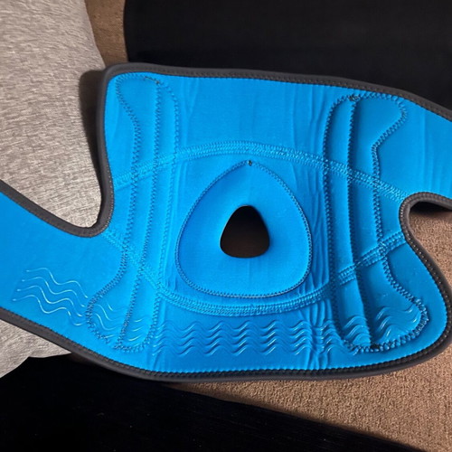 Mobiak Neoprair elastic knee brace like new