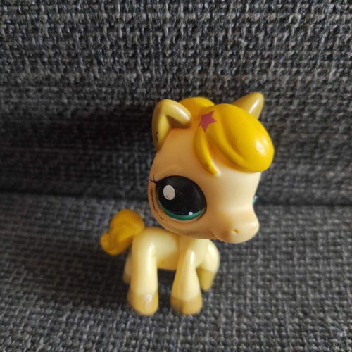 Littlest Pet Shop #2265 horse used