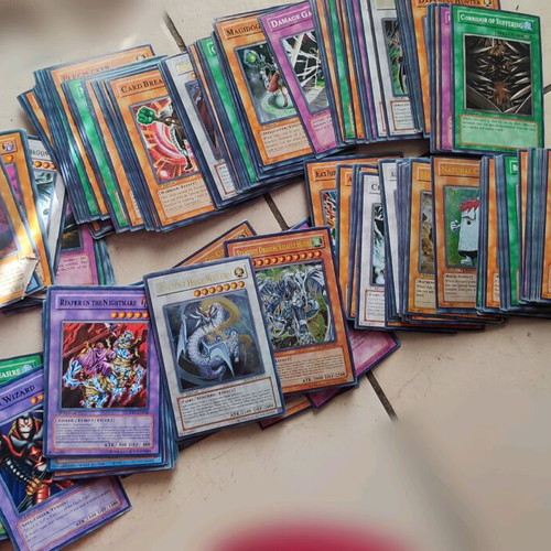 pile of yugioh cards Yu-Gi-Oh CCG: Legendary Collection