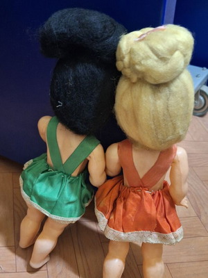 Dolls used, pack