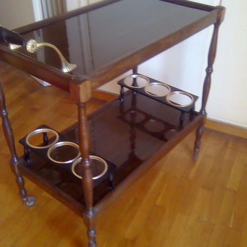 Bar cart like new with wheels