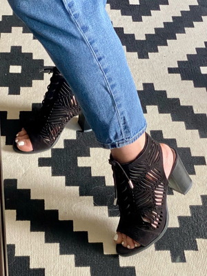 SUMMER BOOTIES