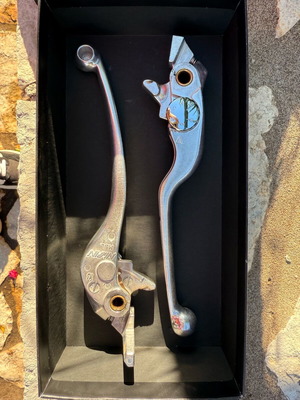 Σετ μανέτες φρένων μπρος πίσω για Honda XADV και Forza 750 σαν καινούργιο