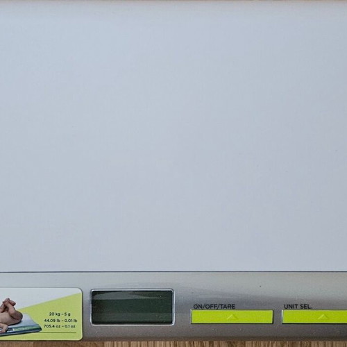 Laica Baby Scale like new with large LCD screen