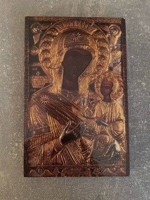 Wooden icon of Virgin Mary with infant like new