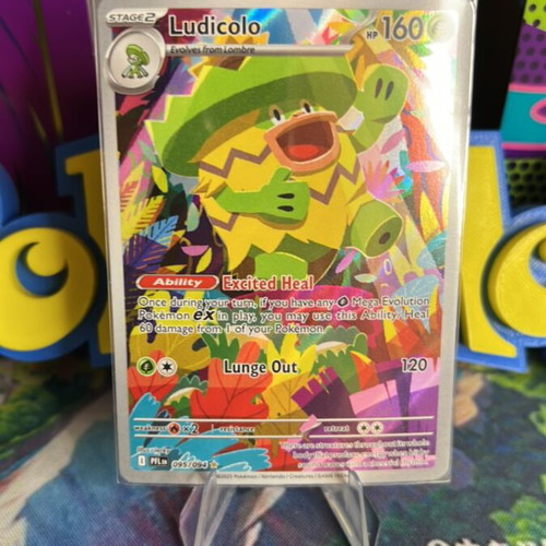 Ludicolo PFL Pokemon card mint condition