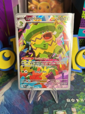 Ludicolo PFL Pokemon card mint condition