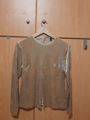 Rococo shiny gold vintage blouse used with small front opening