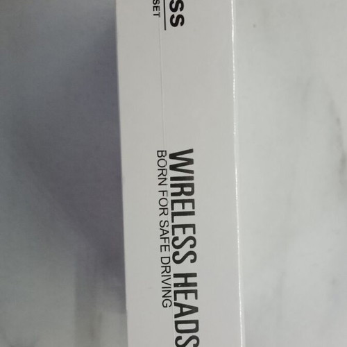Wireless headset new with cable retraction and noise reduction