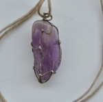 Amethyst pendant with wire design