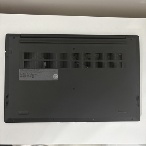 Lenovo V15G4AMN Laptop 15.6" Full HD Ryzen 3 7320U 8GB RAM 512GB SSD Windows 11 Office 2024