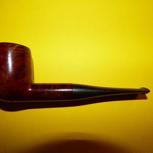 Humbrу Briar Estate pipe used