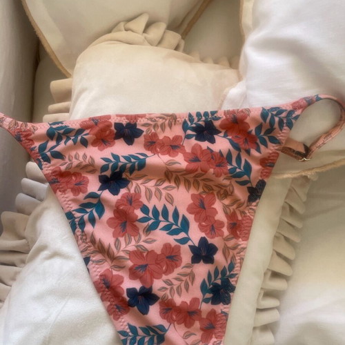 Vassia Kostara bikini bottom like new, size S