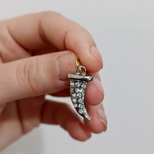 Metal tooth with rhinestones like new, silver