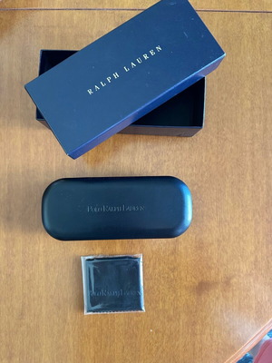 Ralph Lauren glasses case with box and cloth new