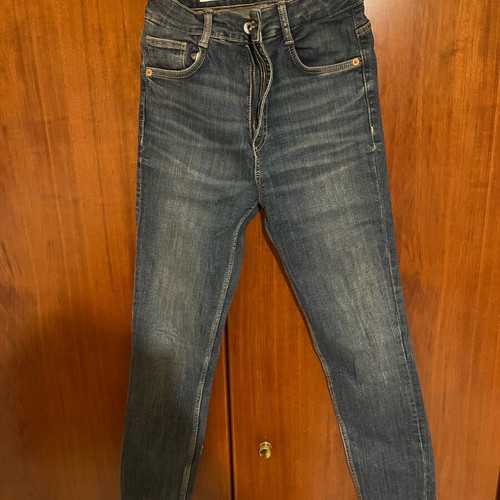 Various Zara jeans like new, blue, sizes XS and S