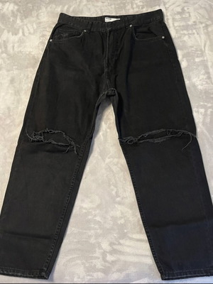 Bershka denim ripped black jeans size 44 like new