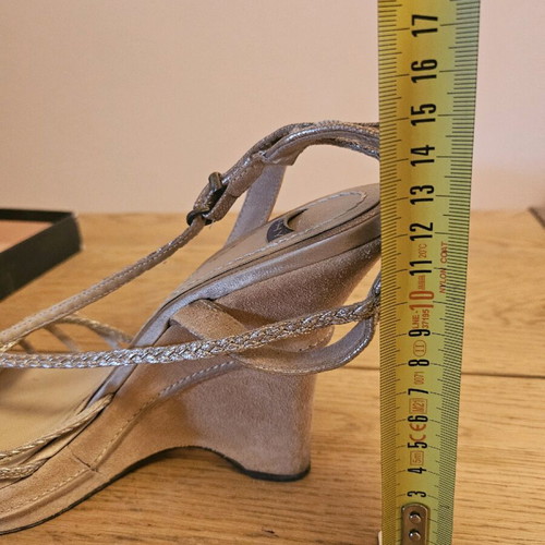 Shy sandals like new, leather gold with matte tan platform heel size 40