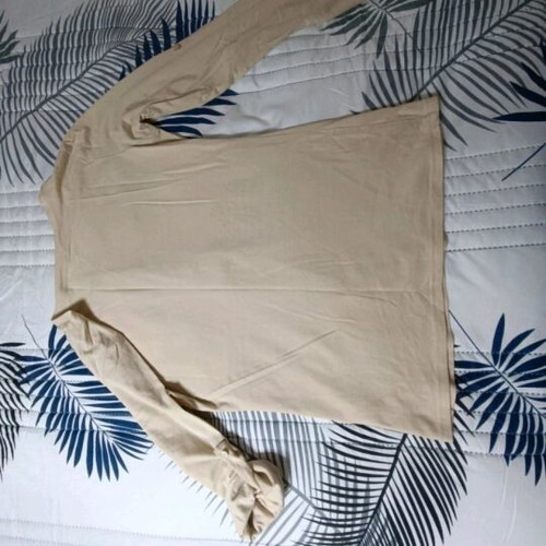 Women's long-sleeve blouse in beige, like new, size S