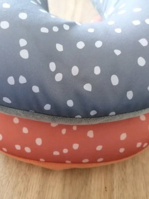 Car pillows like new