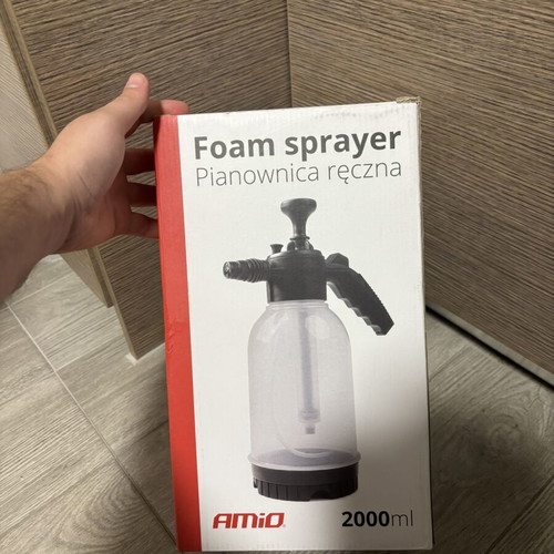Car washing set like new with cherry-scented foam