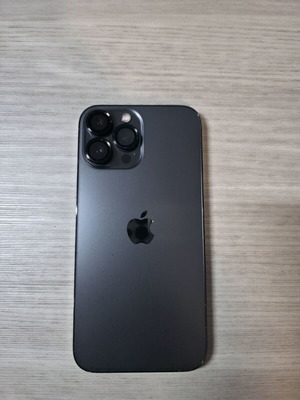 iPhone 13 Pro Max 128GB used with Spigen accessories