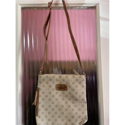 Thiros crossbody bag new with adjustable strap and pockets