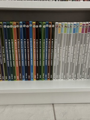 Disney Great Library Complete Collection 47 Volumes used, Greek