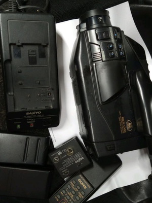 Sanyo 8mm video camera used for spare parts