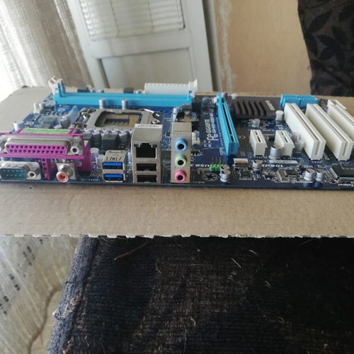 Gigabyte GA-P61-USB3-B3 Socket LGA1155 motherboard like new