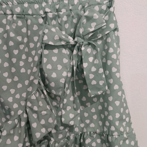 Polka Dot Mini Skirt like new, pistachio with white patterns