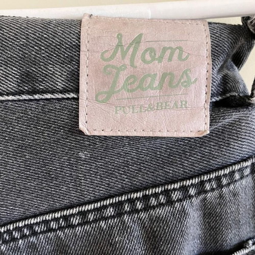 Pull&Bear Mom fit jeans No. 36 like new, black