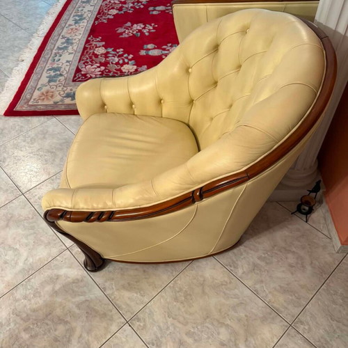 Chesterfield style living room set like new, leather with wooden frame