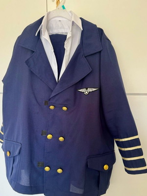Pilot carnival costume used