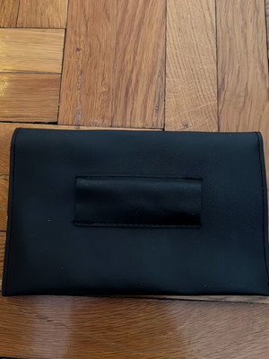 Wallet like new, large, black with belt loop