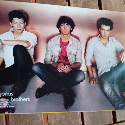 Posters of 2000s artists like new, set of 12
