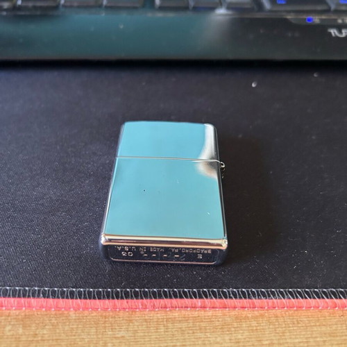Zippo like new