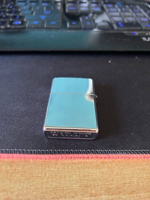 Zippo like new