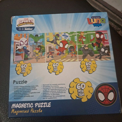 Magnetic puzzle 60 pieces Spider & friends Disney Marvel like new