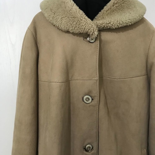 Mouton coat used beige with fur size M