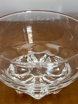 Set of 6 glass bowls like new