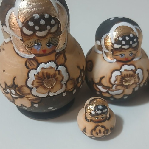 Handmade Wooden Russian Matryoshka Doll Set of 5 with Gold Details